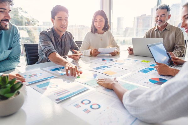 personal assistant in an information meeting